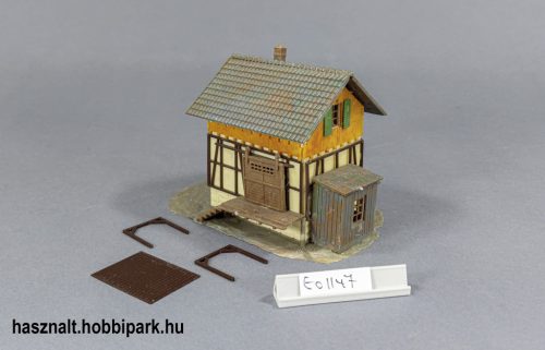 Faller raktárépület