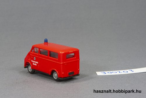 Praliné DKW F89L kisbusz