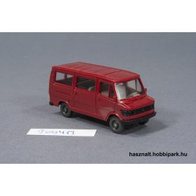 Wiking Mercedes kisbusz