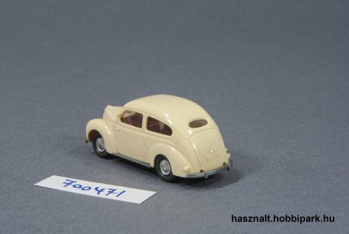 Wiking Ford Taunus autó