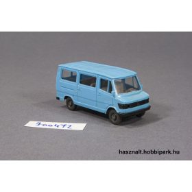 Wiking Mercedes kisbusz