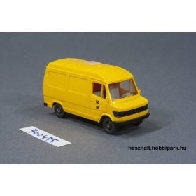 Wiking Mercedes kisbusz