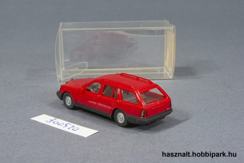 Wiking Mercedes 230 TE autó