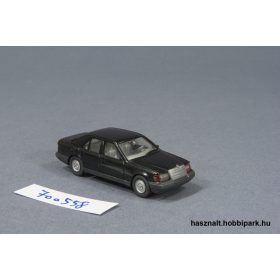 Wiking Mercedes 260E autó