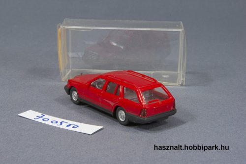 Wiking Mercedes 230 TE autó