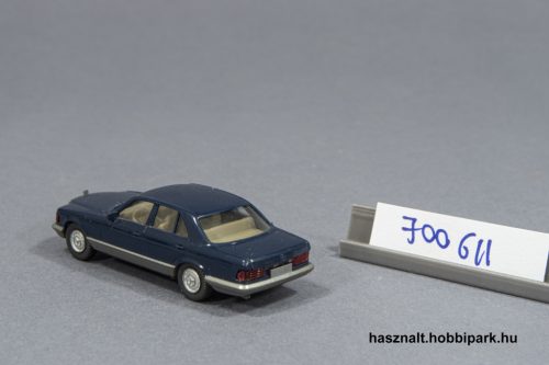 Wiking Mercedes 500 SE autó