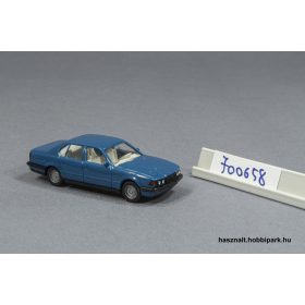 Wiking BMW 750i autó