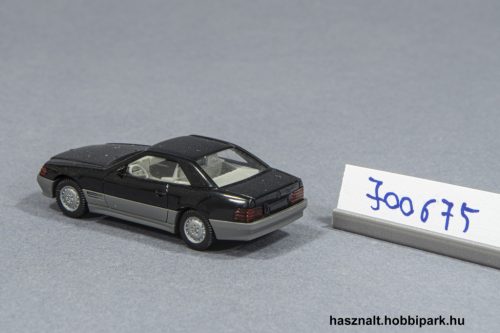 Wiking Mercedes 500 SL autó