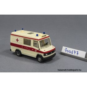 Herpa Mercedes 609D mentő kisbusz