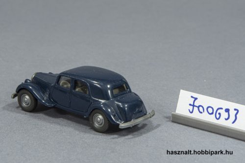 Wiking Citroen 15 SIX autó