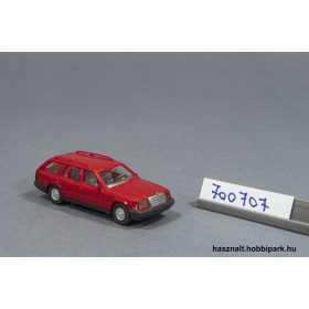 Wiking Mercedes 230TE kombi autó