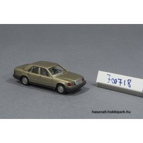 Wiking Mercedes 260E autó