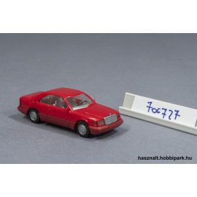 Wiking Mercedes 300 CE autó