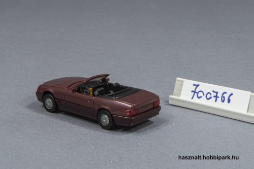 Herpa Mercedes-Benz 500SL autó