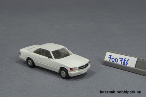 Herpa Mercedes-Benz 500 SEC autó