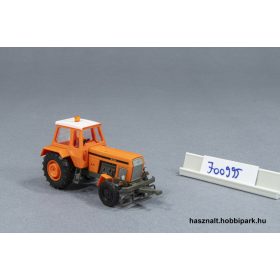 Busch traktor