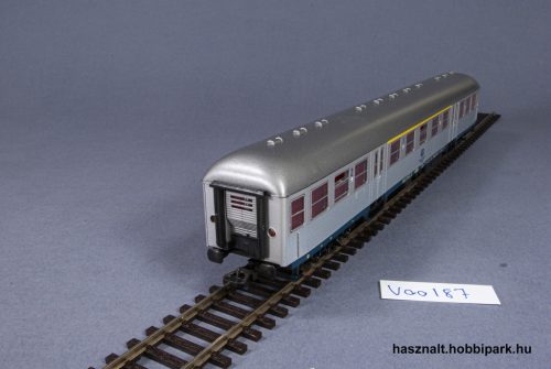 Roco 4266S 1-2.oszt személyvagon