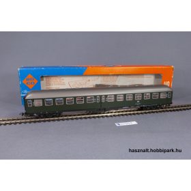 Roco 4242 2. oszt személyvagon