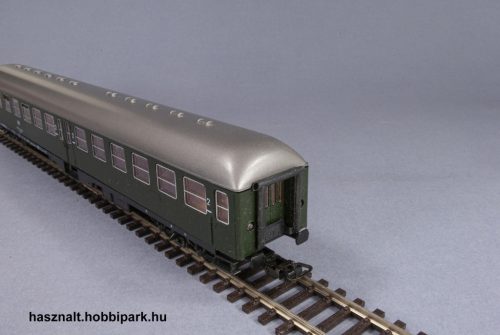 Roco 4242 2. oszt személyvagon