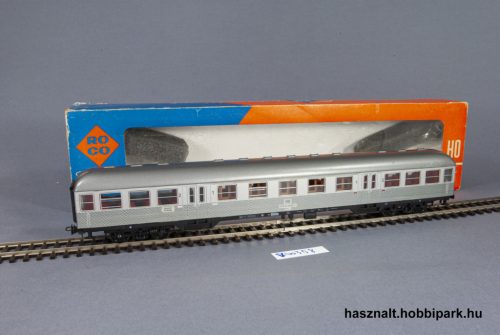 Roco 4266 1-2. oszt személyvagon