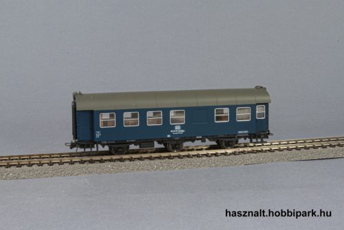 Roco 4215 személyvagon