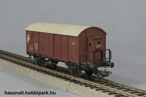 Kleinbahn zárt tehervagon félállással