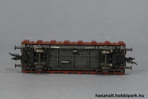 Roco 46031 rakoncés tehervagon motor rakománnyal