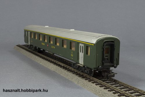Lima 1.oszt személyvagon - AC kerék